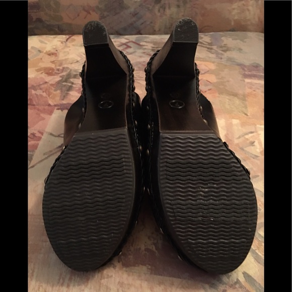 Olsenboye Black Shoes Peep Toe Studs Clogs Mules - Picture 5 of 6